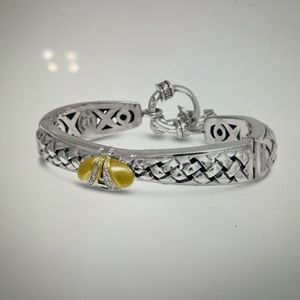 Diamond Bee Bangle with Toggle